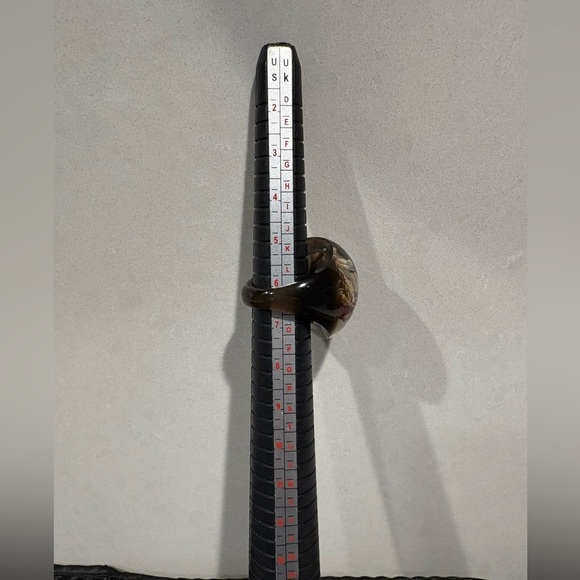 Botanical Resin Dome Ring - Dried Flowers & Foliage - Picture 4 of 6